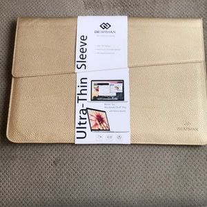 MacBook 15.4” Pro Ultra-Thin Sleeve